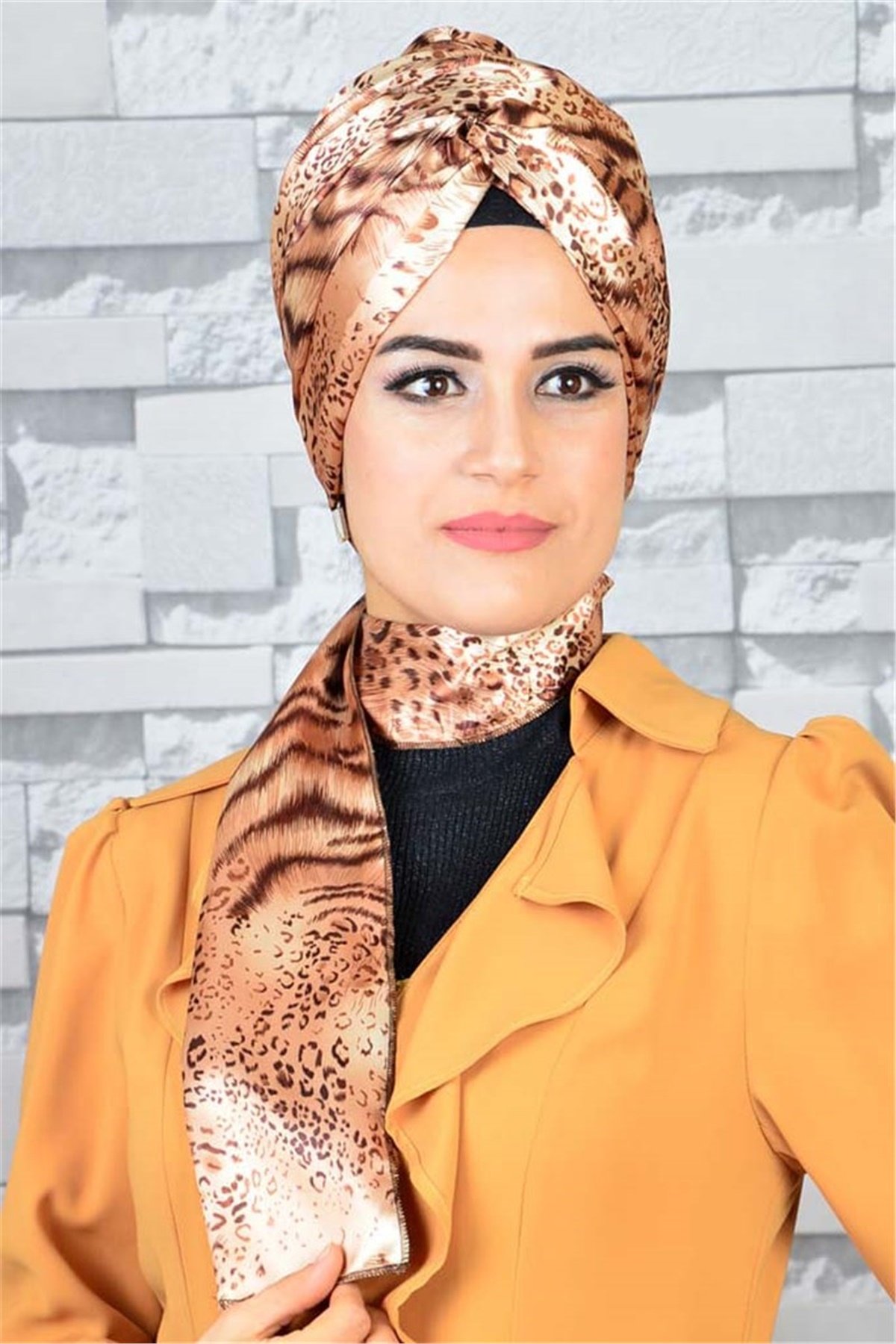 Zincir Bandana Pratik Bone Şal BN015