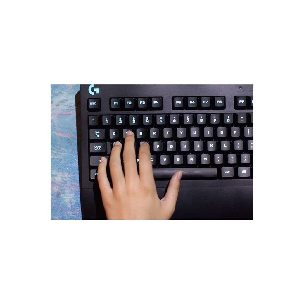 LOGITECH G213 GAMING KEYBOARD/KLAVYE  920-008