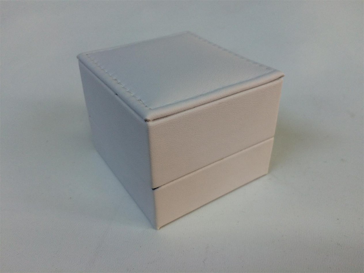 DERİ YÜZÜK KUTUSU, DERİ MÜCEVHER KUTUSU, LEATHER RING BOX FOR JEWELRY 