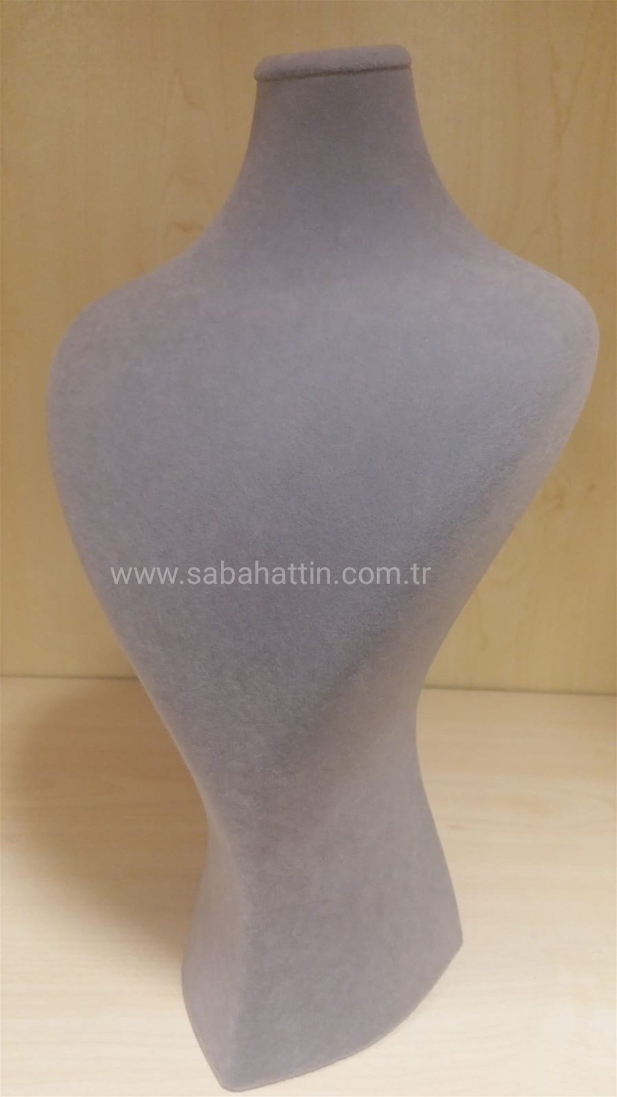 DERİ VE KADİFE KOLYE BOYUNLUK , LEATHER  AND VELVET  NECKLACE JEWELRY DISPLAYS