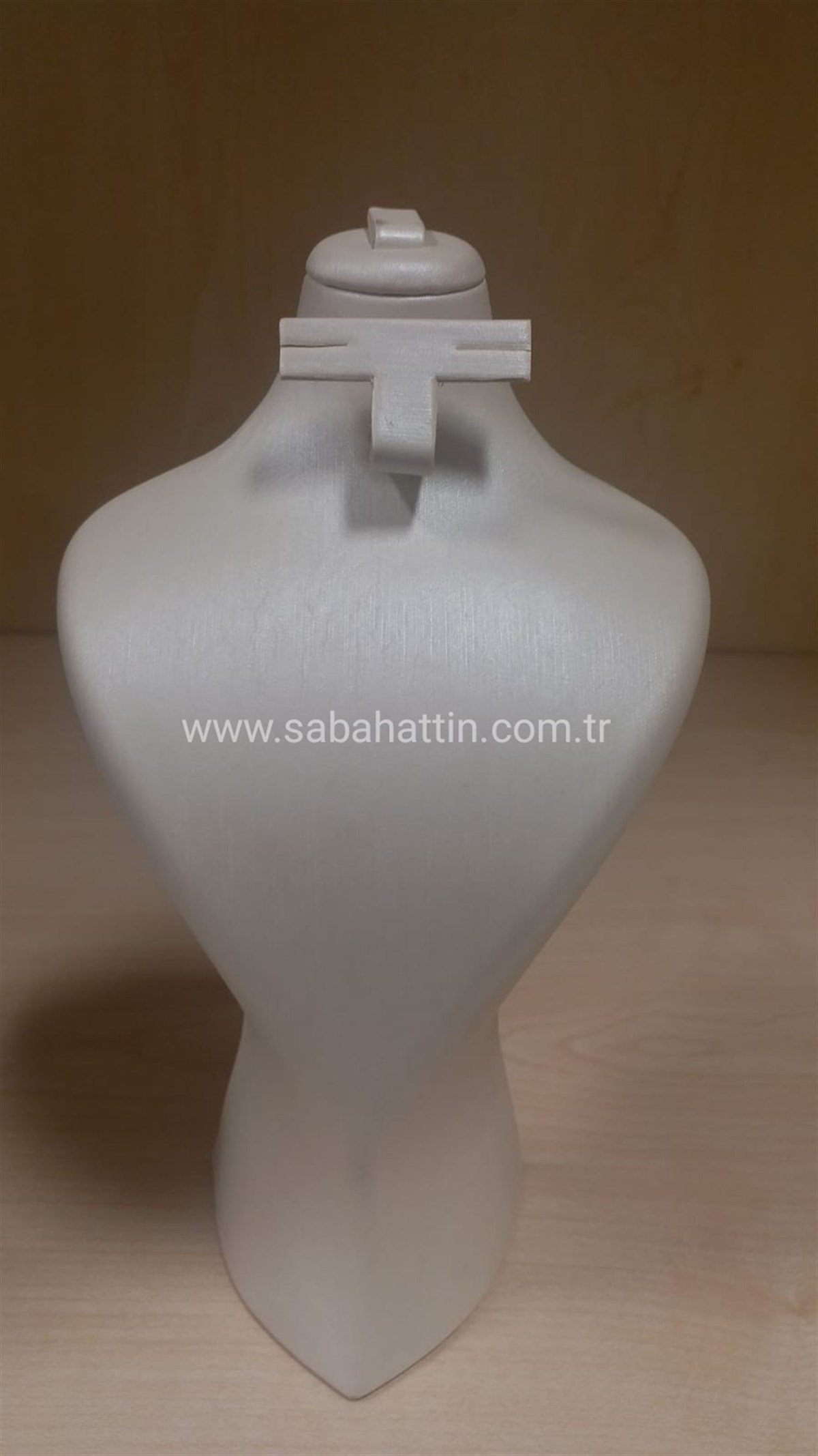 DERİ VE KADİFE SET  BOYUNLUK , LEATHER  AND VELVET  SET NECKLACE JEWELRY DISPLAYS