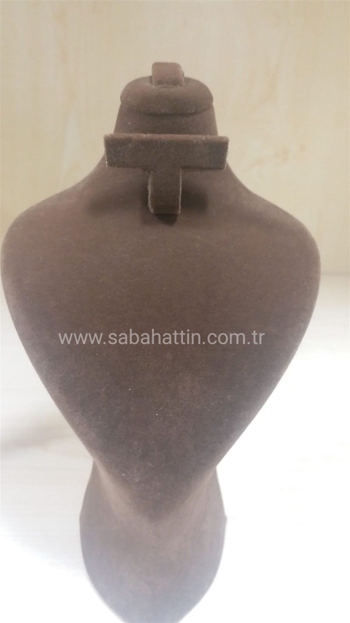 DERİ VE KADİFE SET  BOYUNLUK , LEATHER  AND VELVET  SET NECKLACE JEWELRY DISPLAYS
