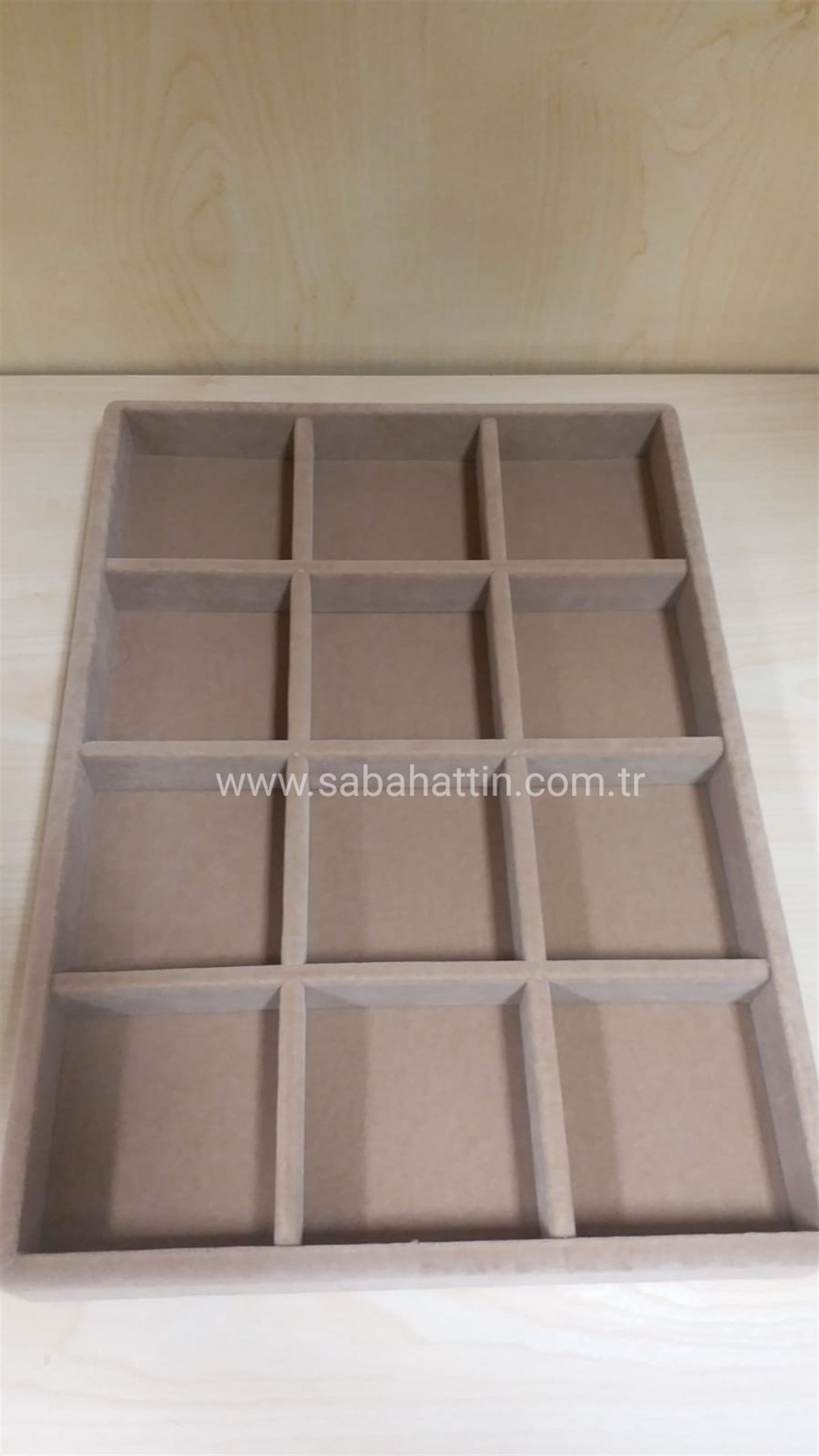 KADİFE & SÜET - BÖLMELİ TABLA &  VELVET - SUEDE  DIVISIONED TRAY 