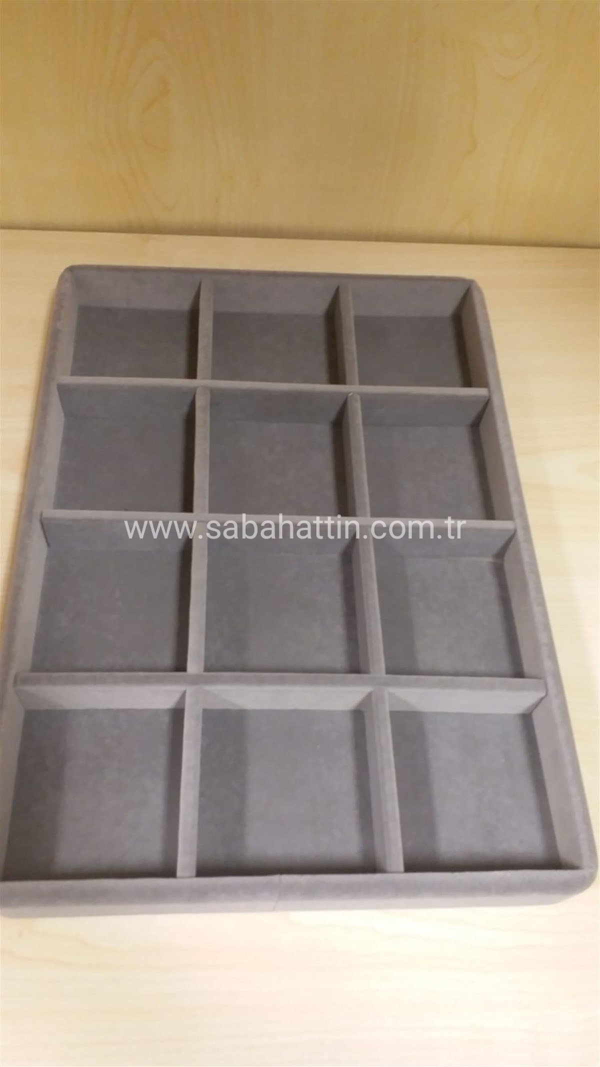 KADİFE & SÜET - BÖLMELİ TABLA &  VELVET - SUEDE  DIVISIONED TRAY 