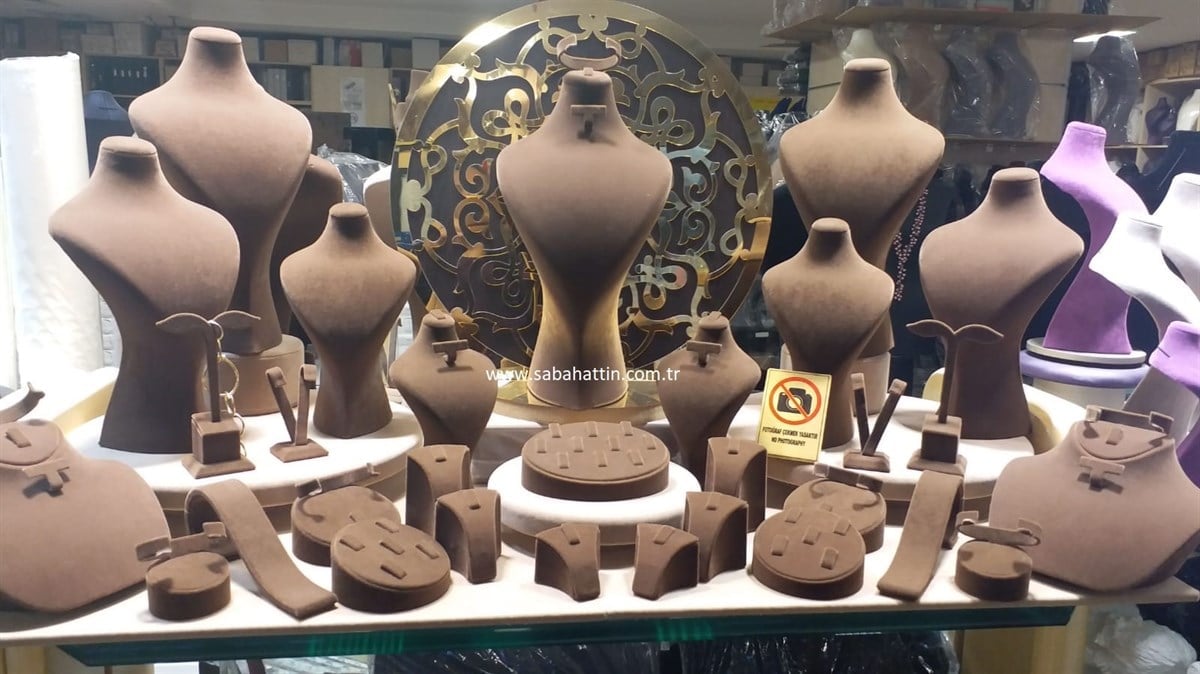 ÖZEL VİTRİN DEKORU 