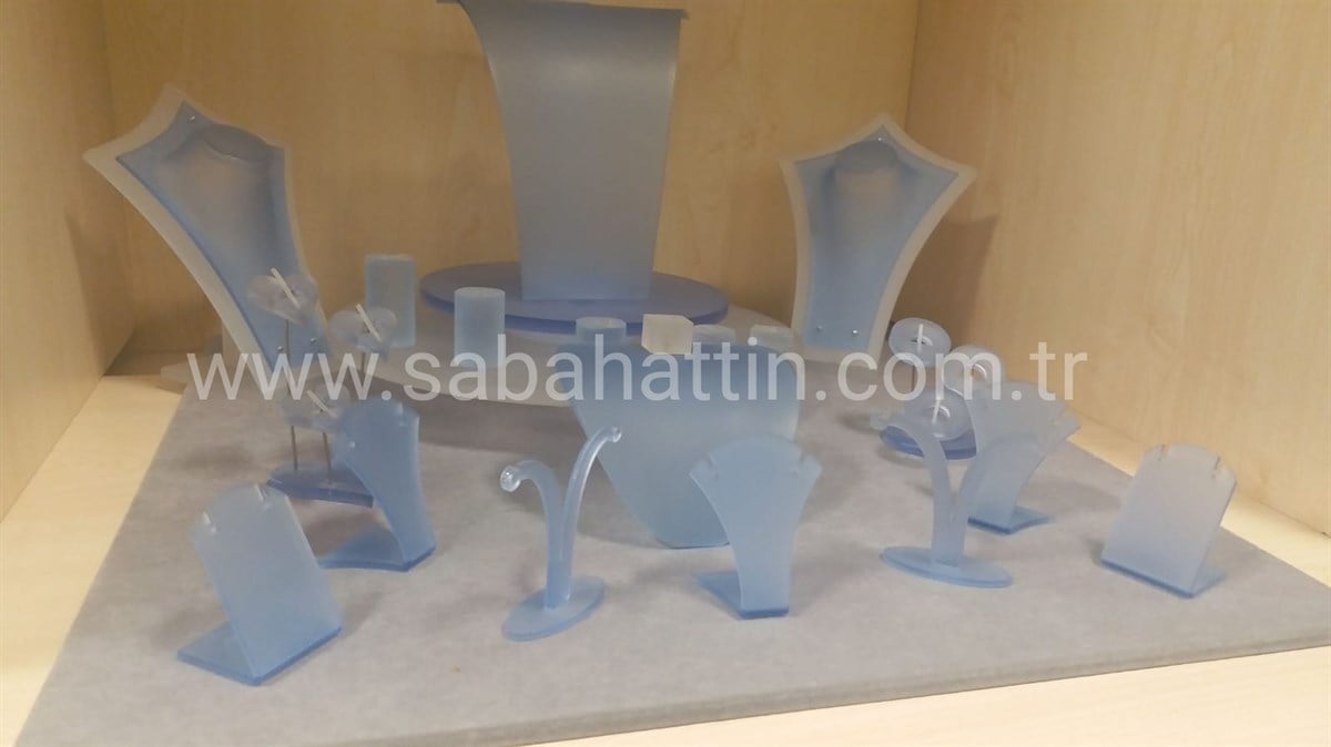 PLEXIGLASS KUYUMCU VİTRİN DEKORLARI, PLEXIGLASS JEWELRY WINDOW DISPLAYS