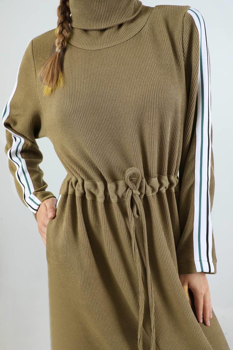 Boğazlı Triko Elbise Camel