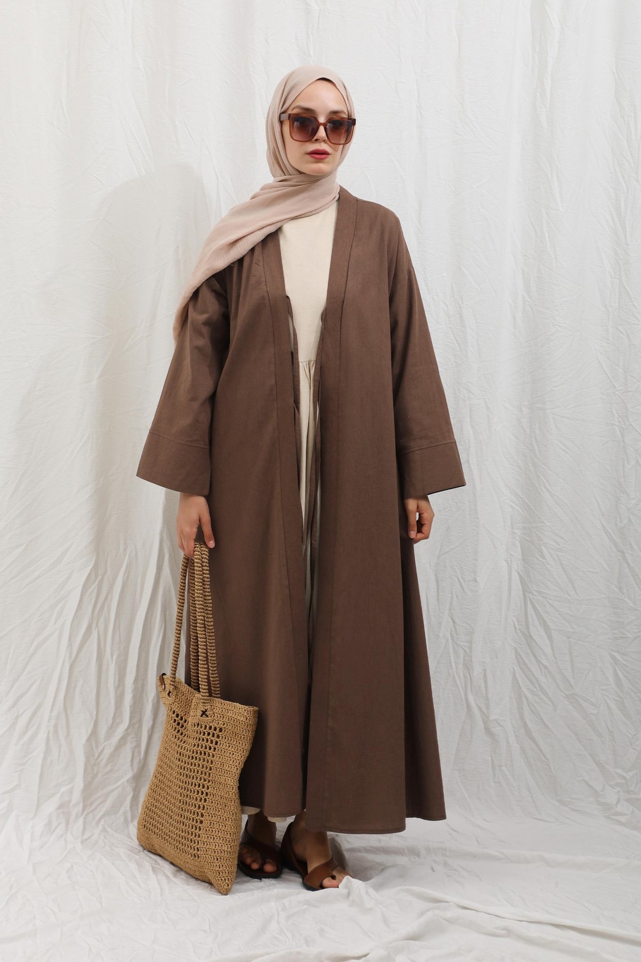 Önden Bağlamalı Abaya Kahverengi