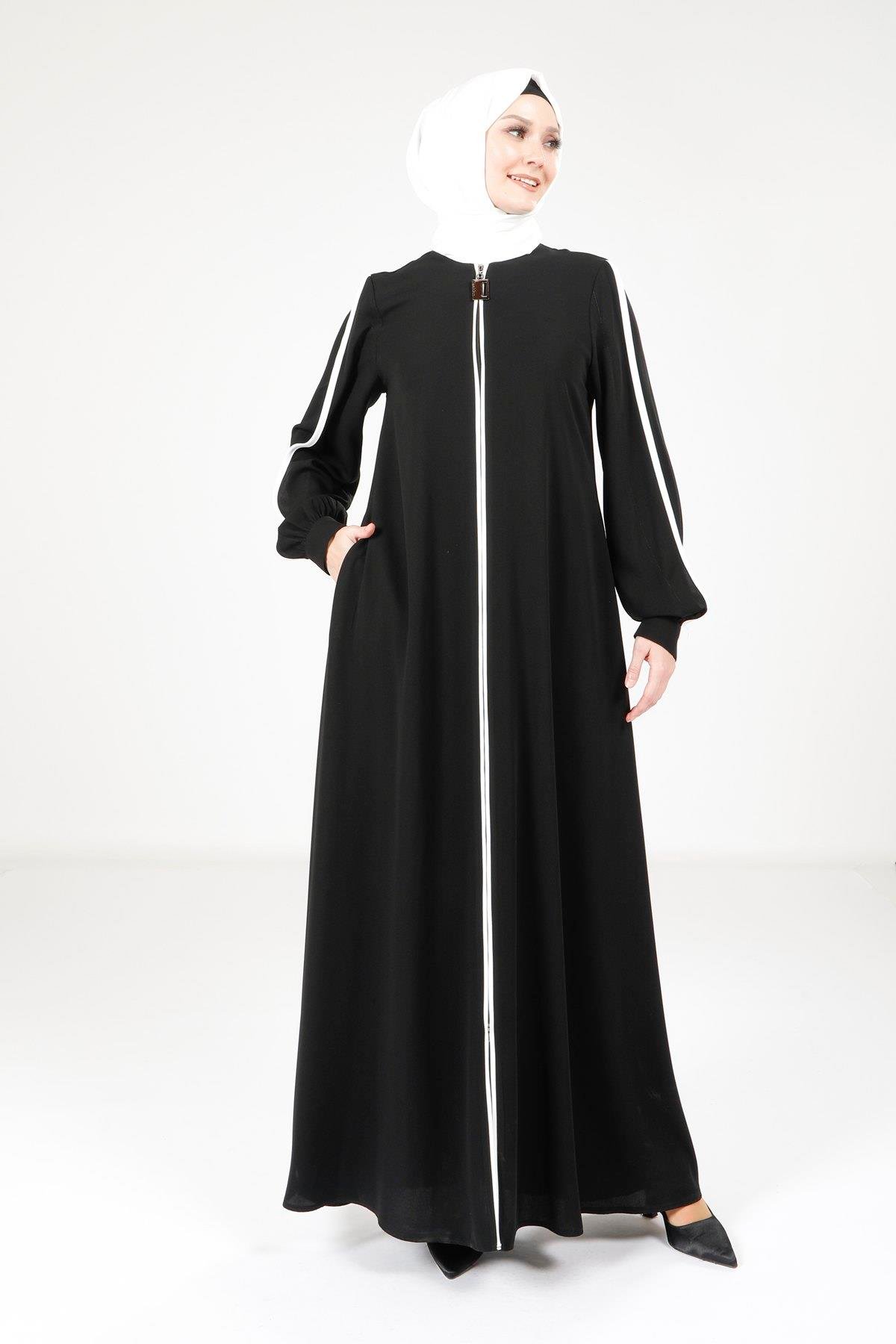 Beyza-Beyza Biye Detaylı Siyah Renk Ferace 9327