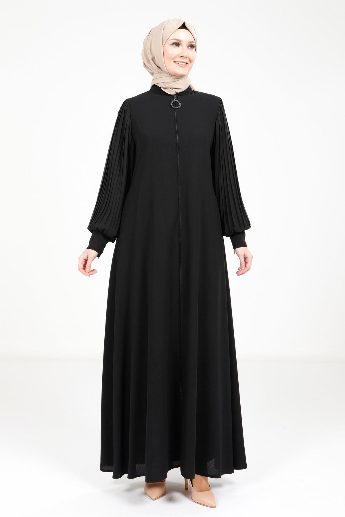 Beyza-Beyza Fermuarlı Kolları Pilise Detaylı Siyah Ferace 3453
