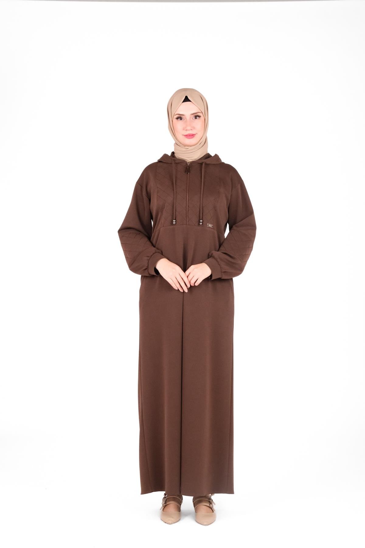 Beyza-Beyza Kapüşonlu ve Bağcıklı Kahverengi Elbise 9449