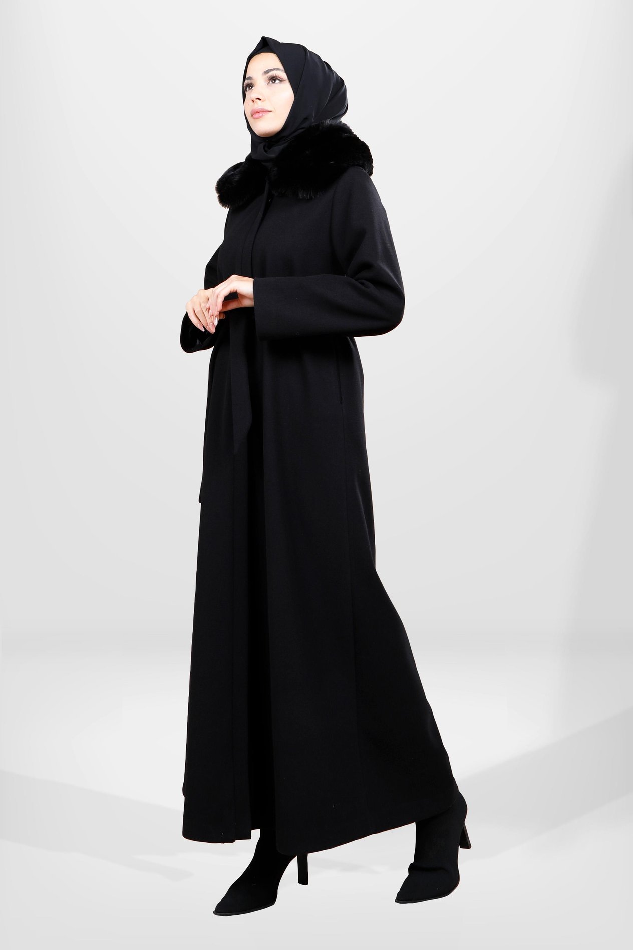 Beyza-NİŞANTAŞI KABAN SİYAH KAŞE