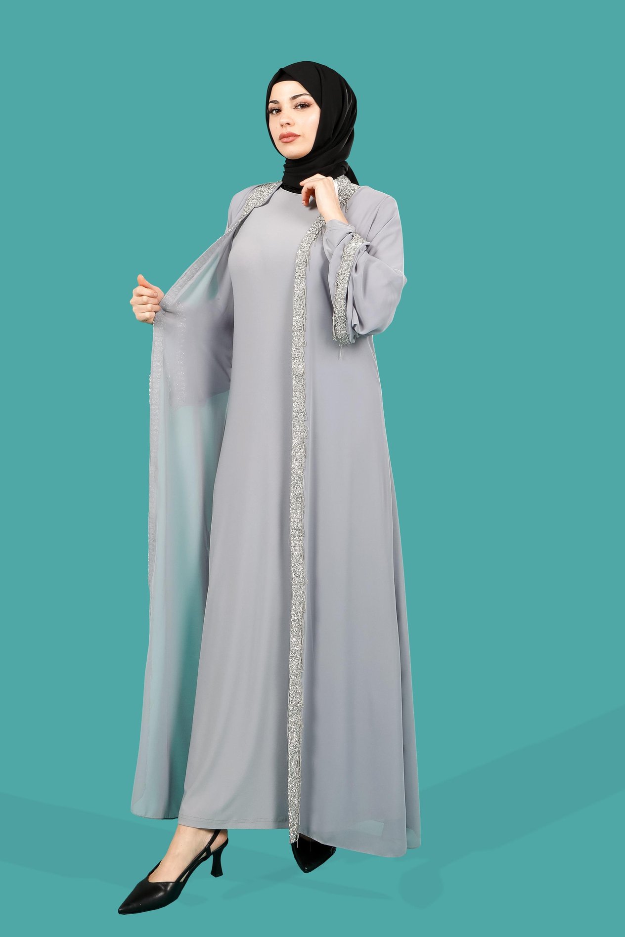 Beyza-Şakira Yakası Yapışkan Taşlı Şifon Yelekli  Tesettür Gri Abaya 3534