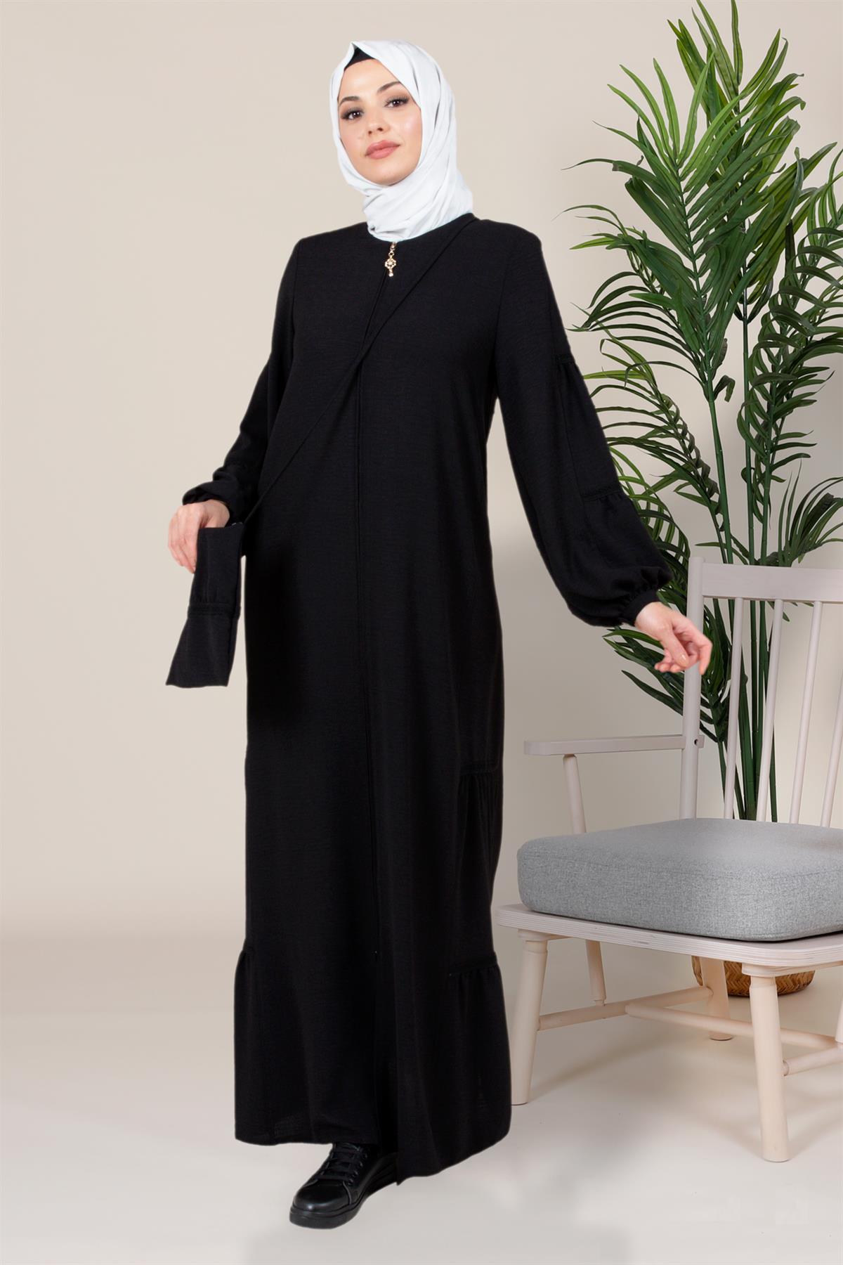 Beyza-SİNEM FERACE SİYAH AEROBİN