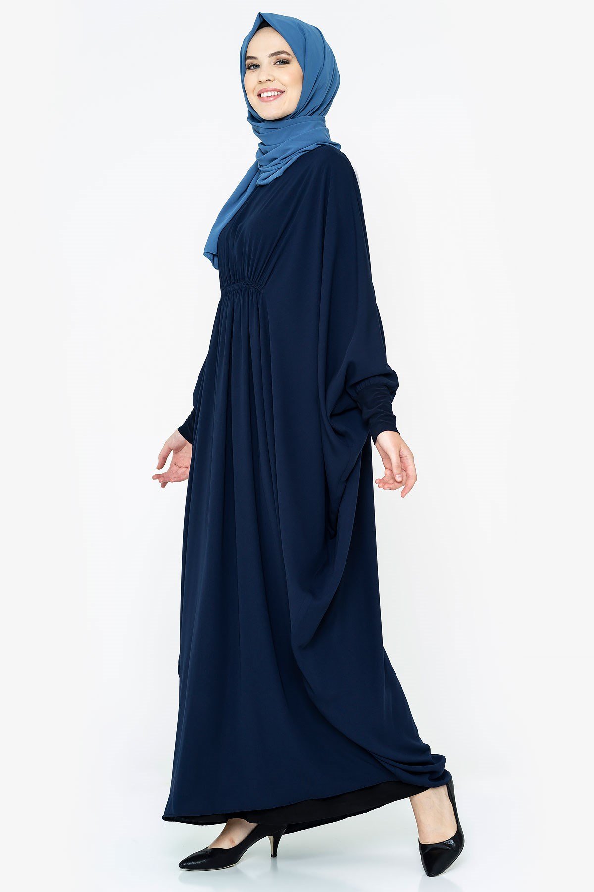 Beyza-Yarasa Kol Lacivert Tesettür Elbise 683-1