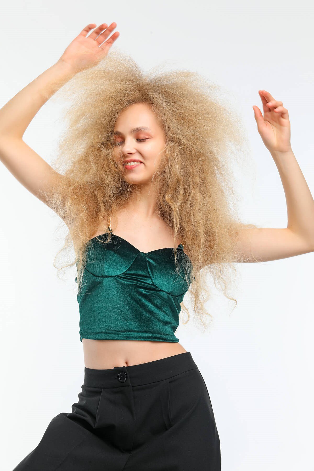 Yeşil Ayarlanabilir Zincir Askı Kadife Crop Top 