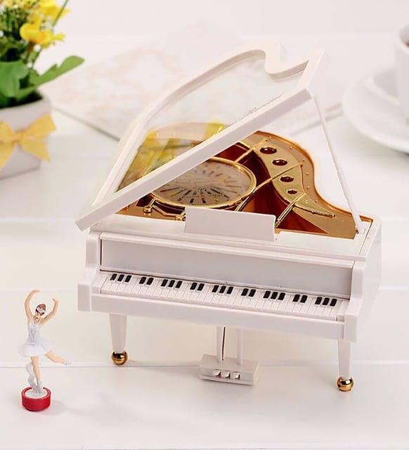 Dans Eden Balerinli Hareketli Piyano Müzik Kutusu Büyük Boy HEDİYE SETLERİ