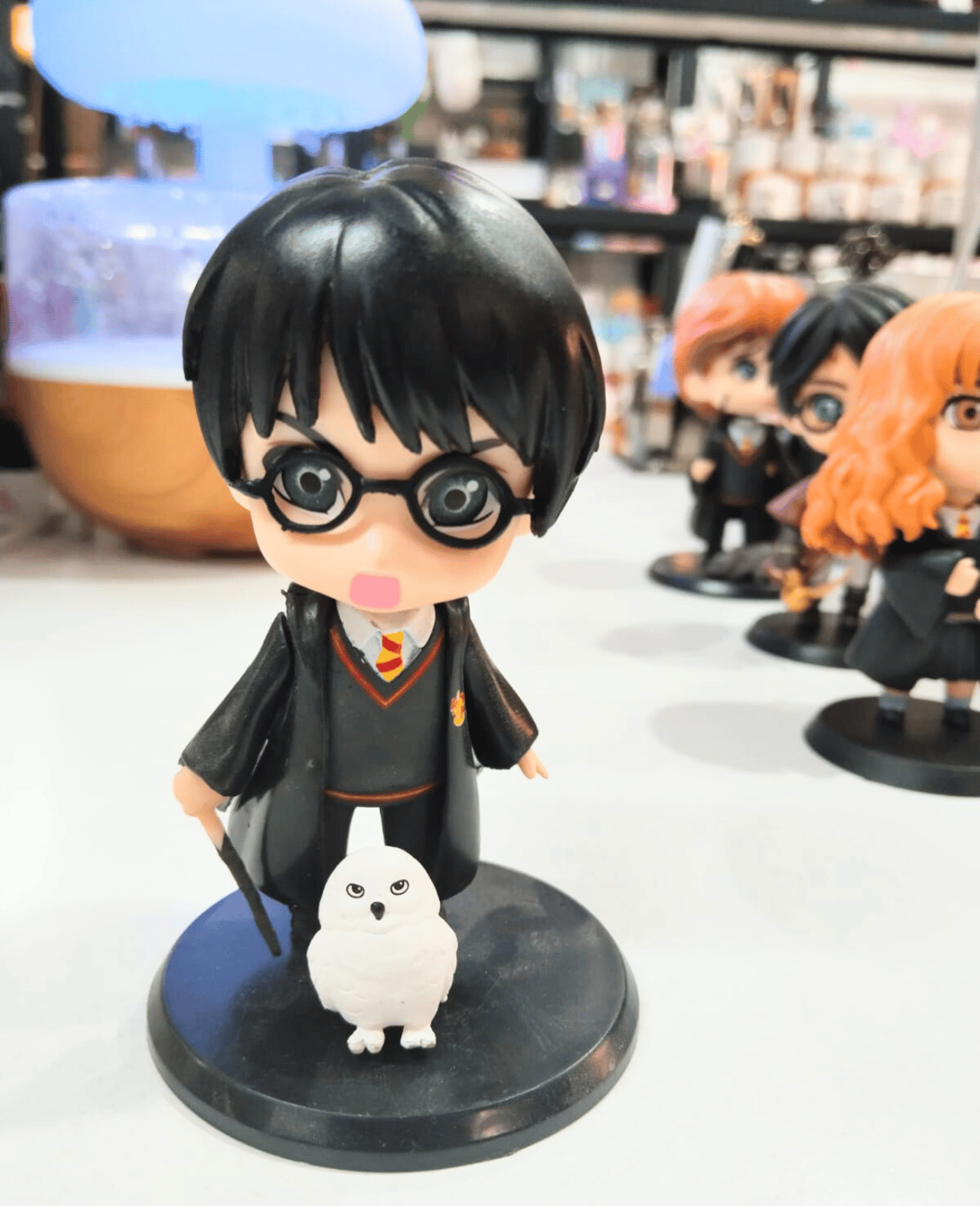 Harry Potter Figürü – Baykuş Hedwig ile Büyülü Maceralara Atıl! HARRY POTER FİGÜR