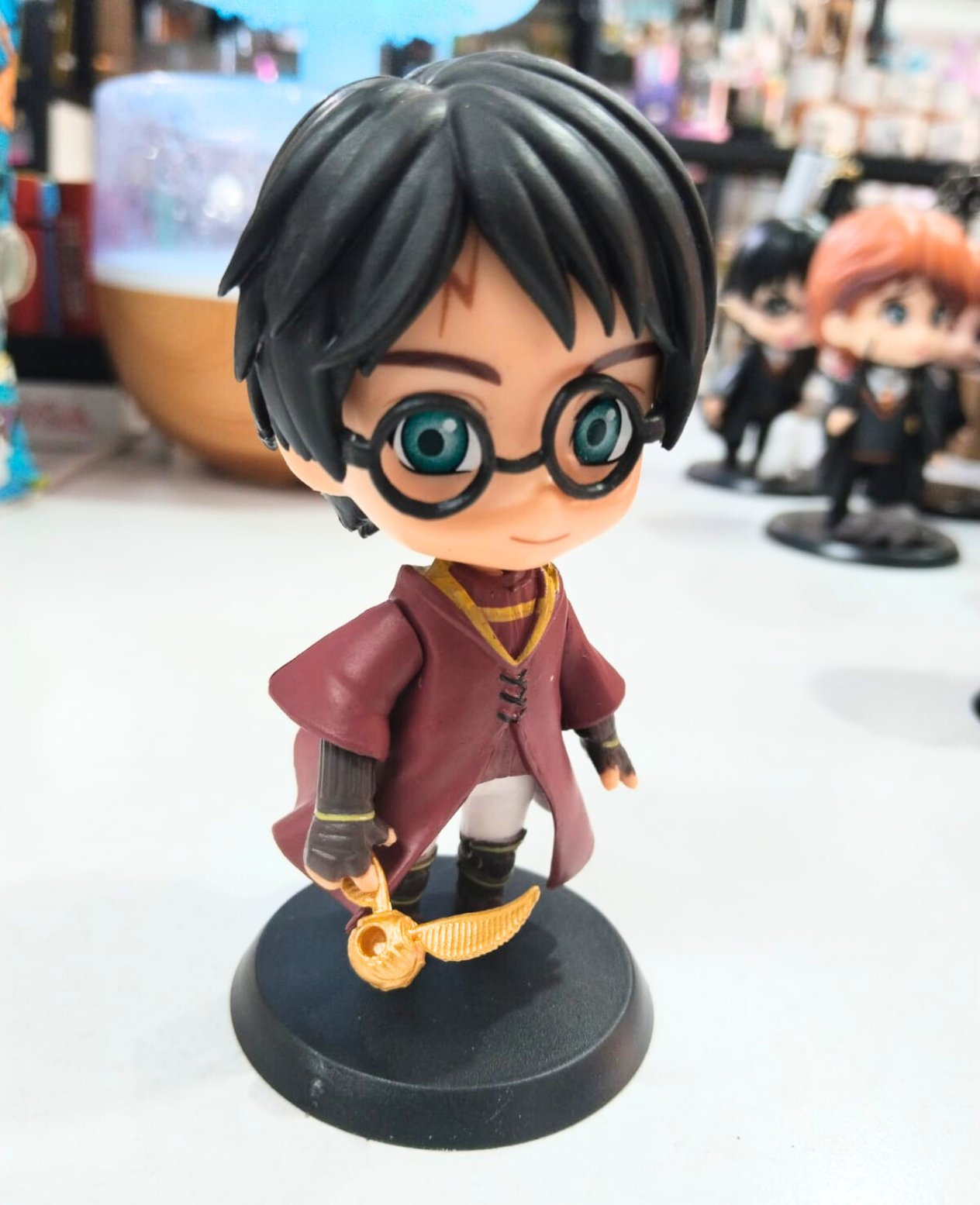 Harry Potter Figürü – Ünlü Sihirbaz Kıyafetleriyle Koleksiyonunda! HARRY POTER FİGÜR
