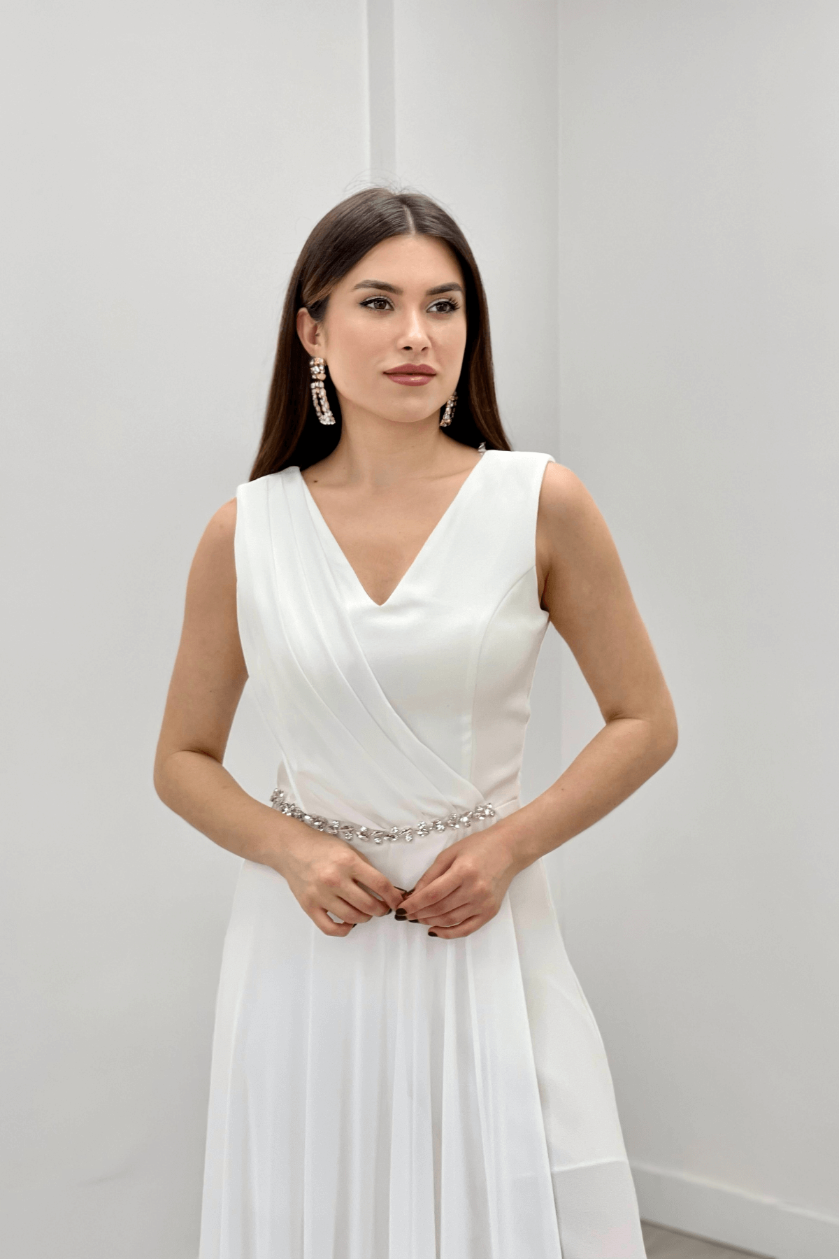 Krep Kumaş Şifon Şal Detaylı Abiye Tulum - BEYAZ