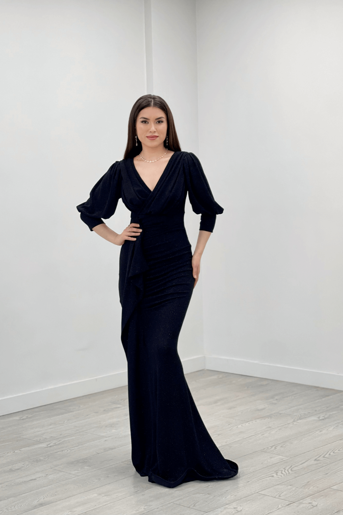 Simli Kumaş Balık Model Volan Detaylı Abiye Elbise - SİYAH