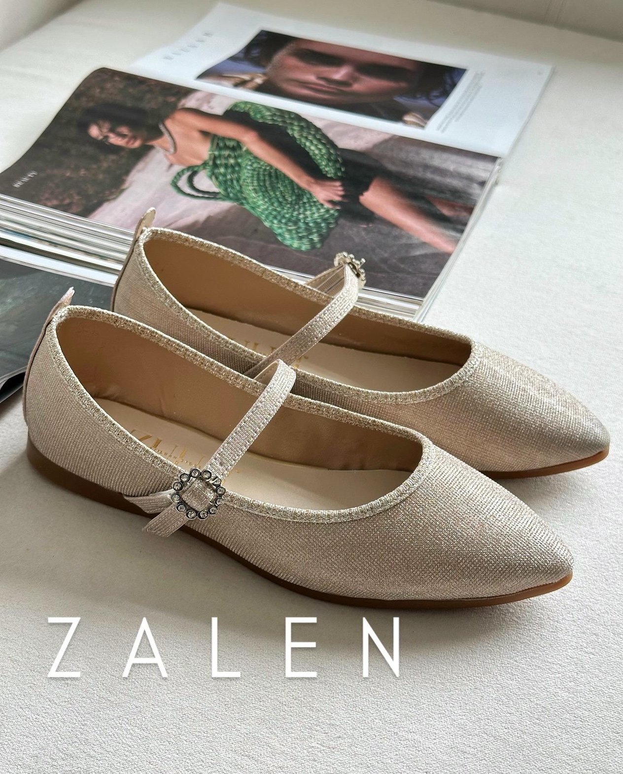 ZUUMBABET & ESPADRİLZalen Sivri Burun Marry Jane Style Kadın Babet - Altın Simli
