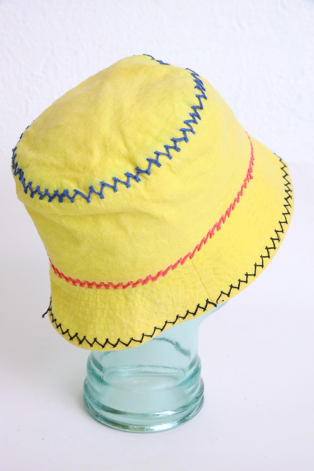  Sarı Etnik İşlemeli Bucket Şapka
