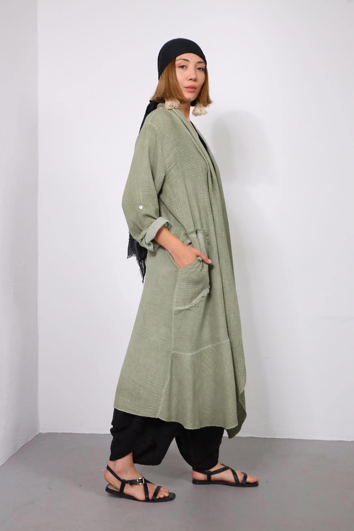 Haki Cebi Püskül Detaylı Yıkama Müslin Kaftan - Şaman Butik Haki Cebi Püskül Detaylı Yıkama Müslin Kaftan