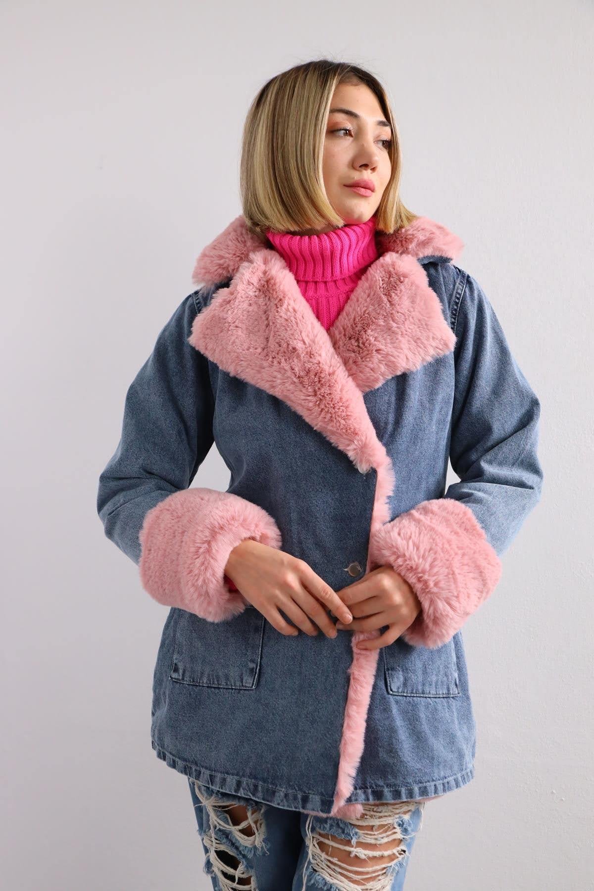 Mavi Pembe Kürklü Kot Ceket - Şaman Butik Mavi Pembe Kürklü Kot Ceket