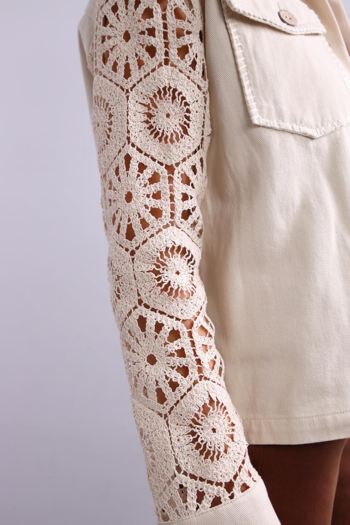 Krem Rengi Kolları Dantelli Cepli Ceket - Şaman Butik Krem Rengi Kolları Dantelli Cepli Ceket
