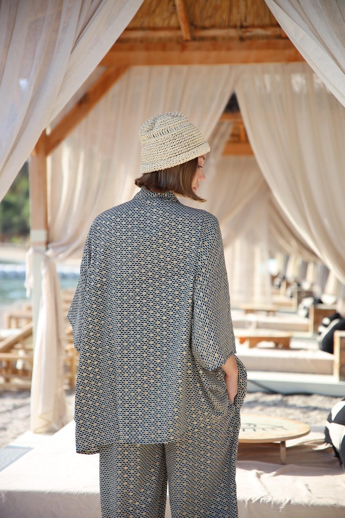  Siyah Altın Varaklı Kısa Kaftan