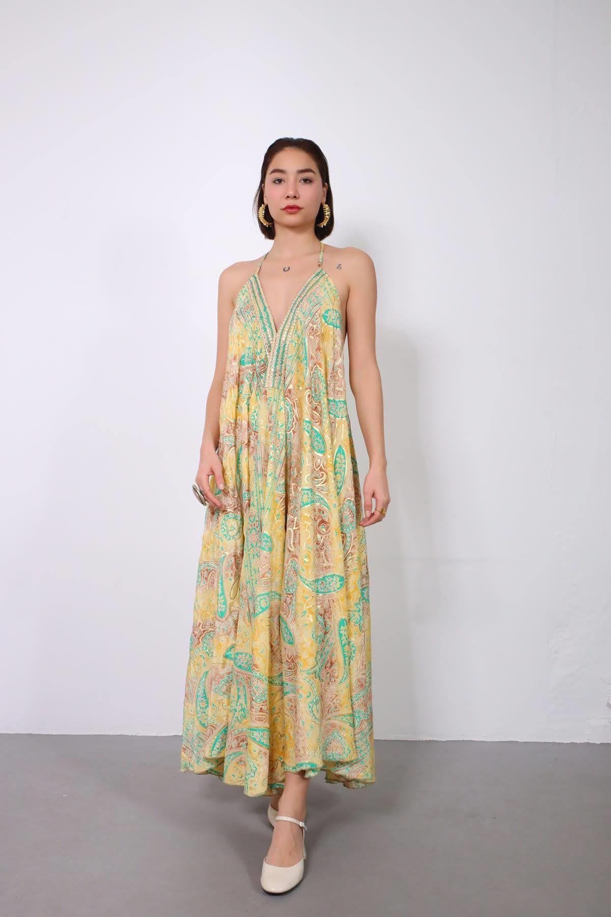 Sarı Otantik İşlemeli Ayna Detaylı Askılı İpek Elbise - Şaman Butik Sarı Otantik İşlemeli Ayna Detaylı Askılı İpek Elbise