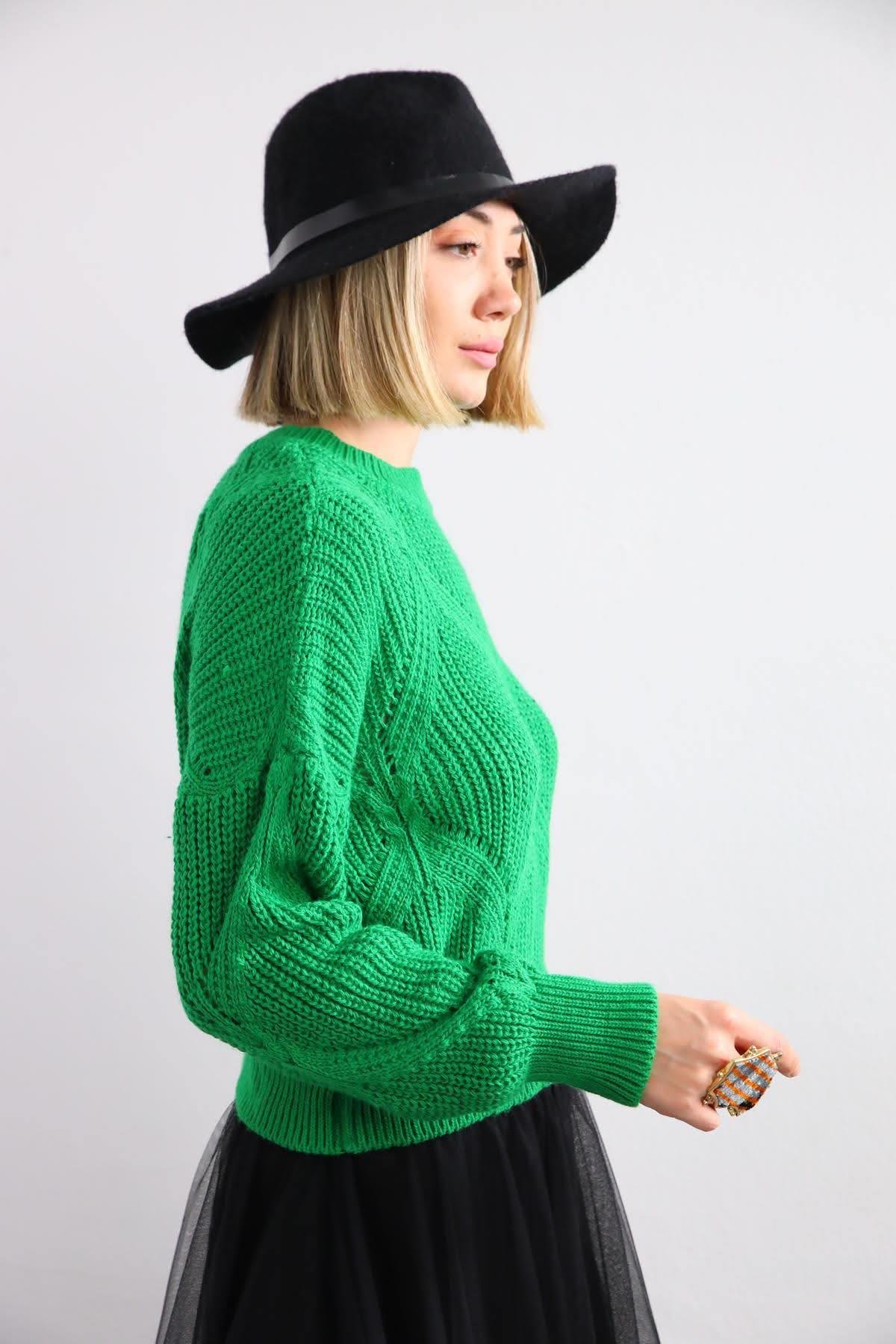 Green Patterned Short Knitt Pullover Green Patterned Short Knitt Pullover