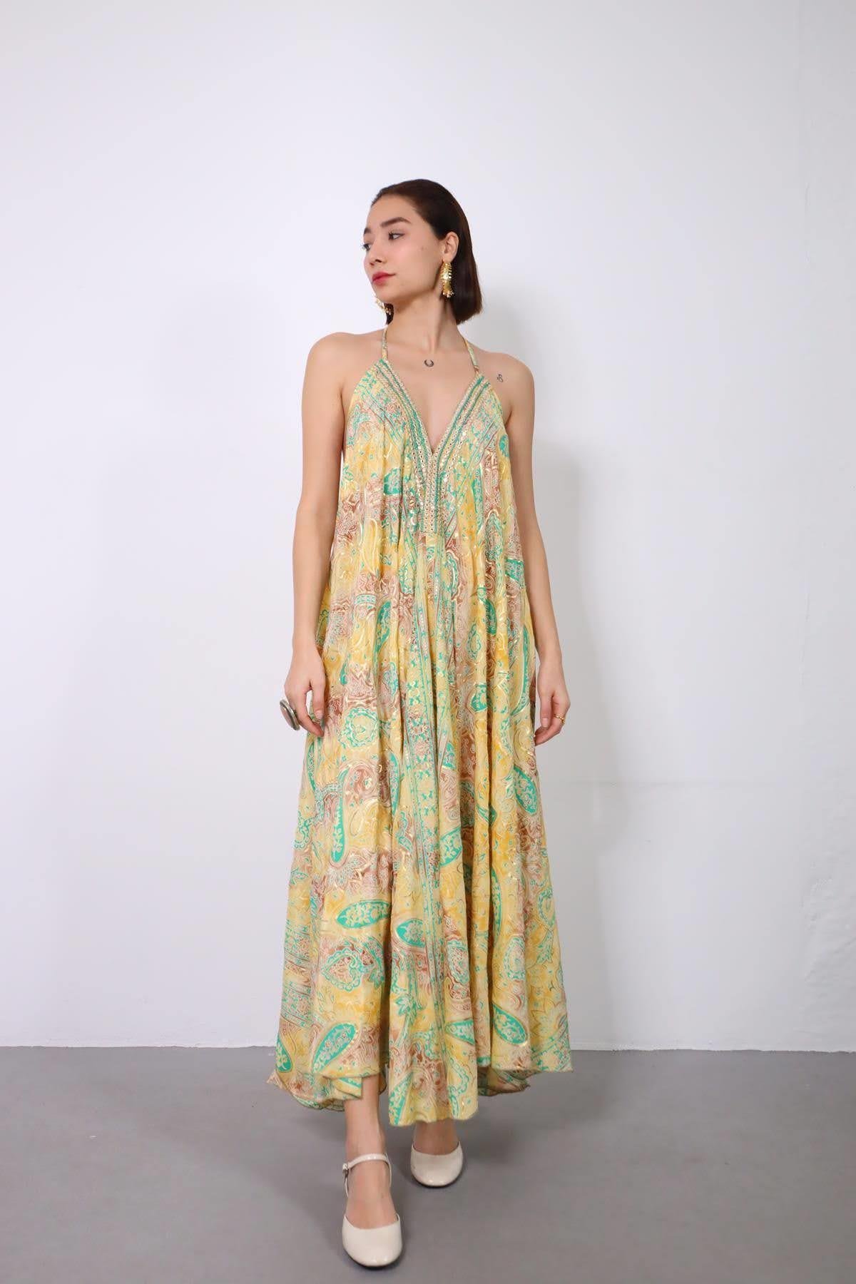 Sarı Otantik İşlemeli Ayna Detaylı Askılı İpek Elbise - Şaman Butik Sarı Otantik İşlemeli Ayna Detaylı Askılı İpek Elbise