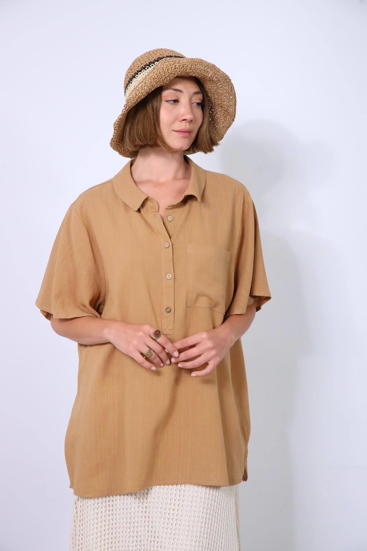 Camel Rengi Yarım Düğmeli Keten Gömlek - Şaman Butik Camel Rengi Yarım Düğmeli Keten Gömlek
