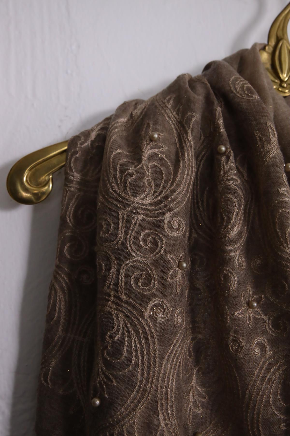 Bronz Rengi Simli İnci İşlemeli Şal - Şaman Butik Bronz Rengi Simli İnci İşlemeli Şal