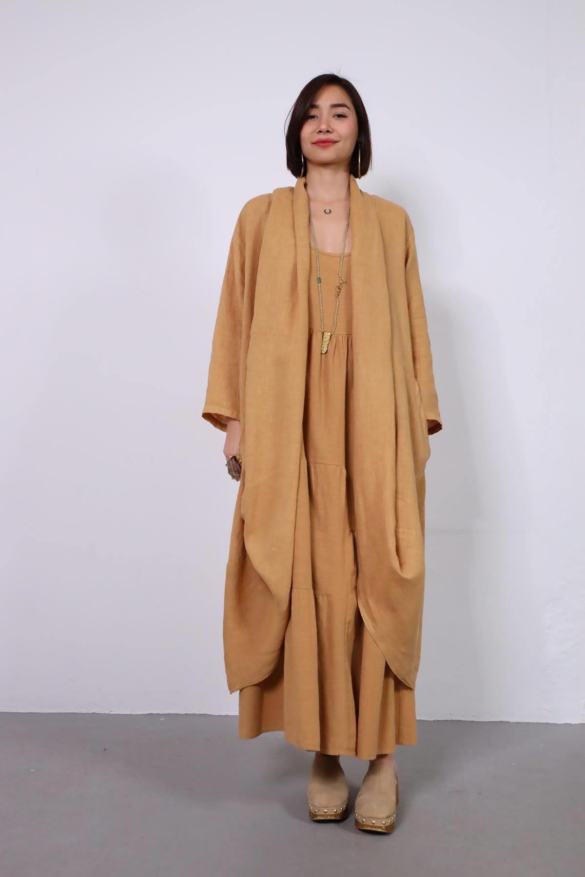  Camel Rengi Cepli Arkası Dikiş Detaylı Keten Kaftan
