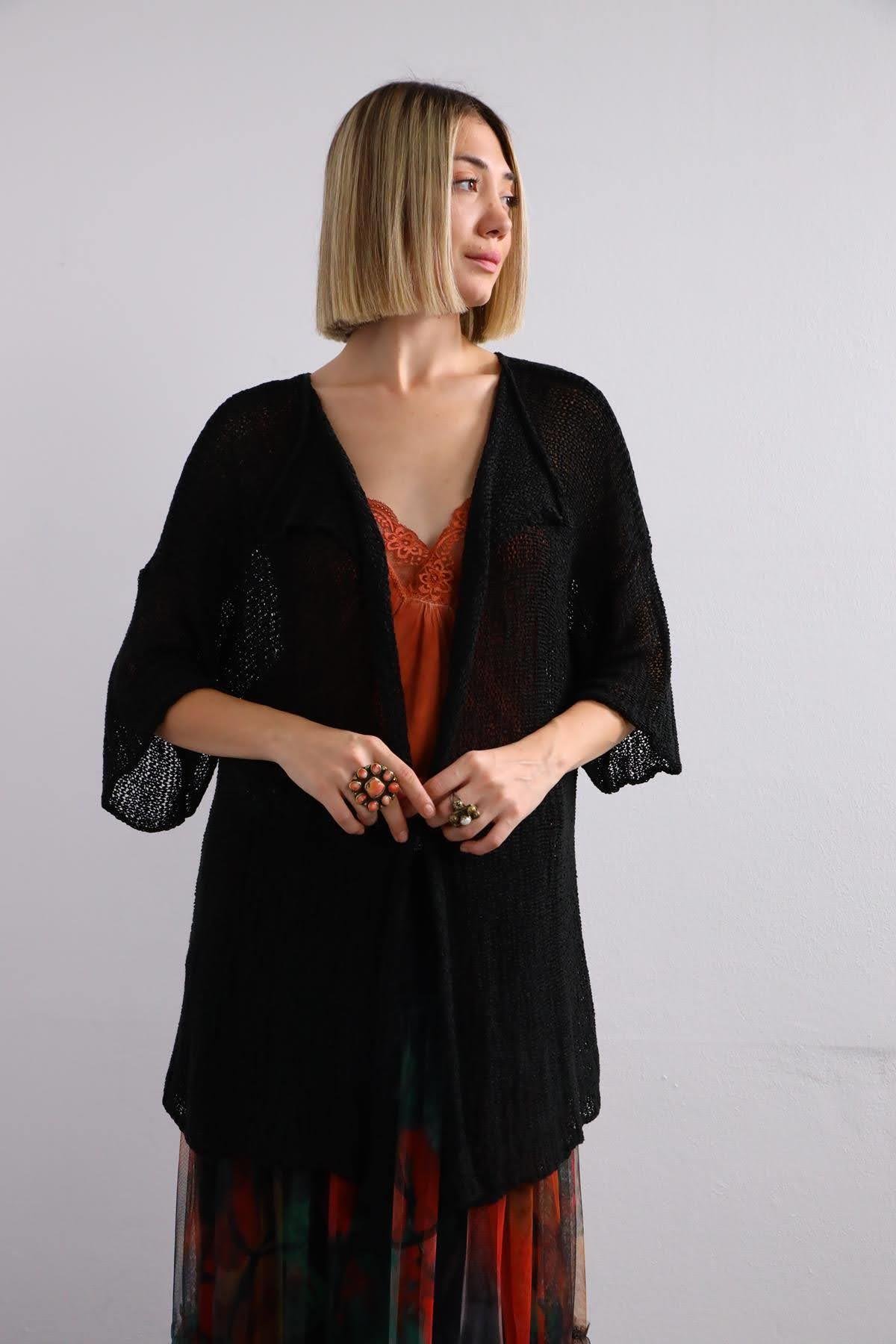Black Short Cardigan Black Short Cardigan