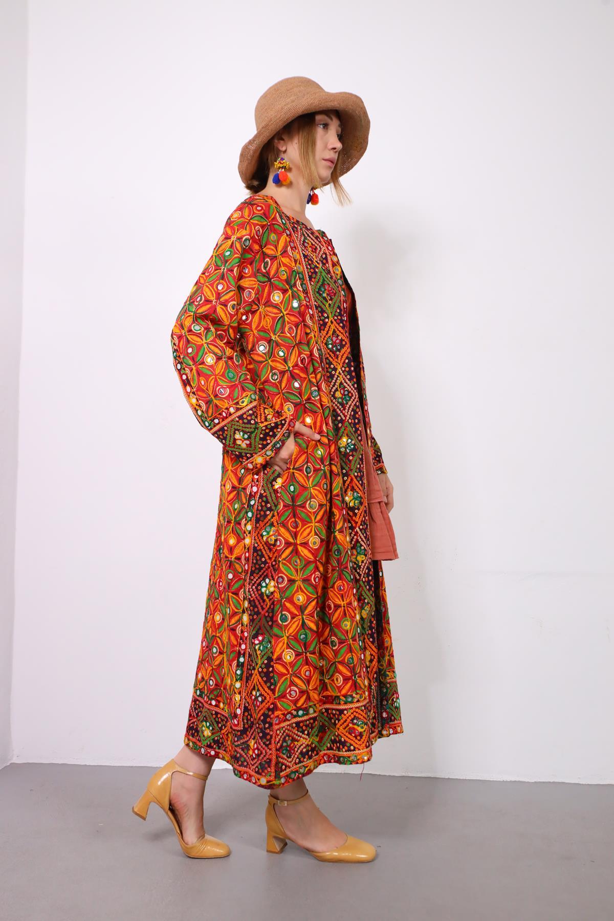  Kırmızı Aynalı İşlemeli Çift Taraflı Otantik Kaftan