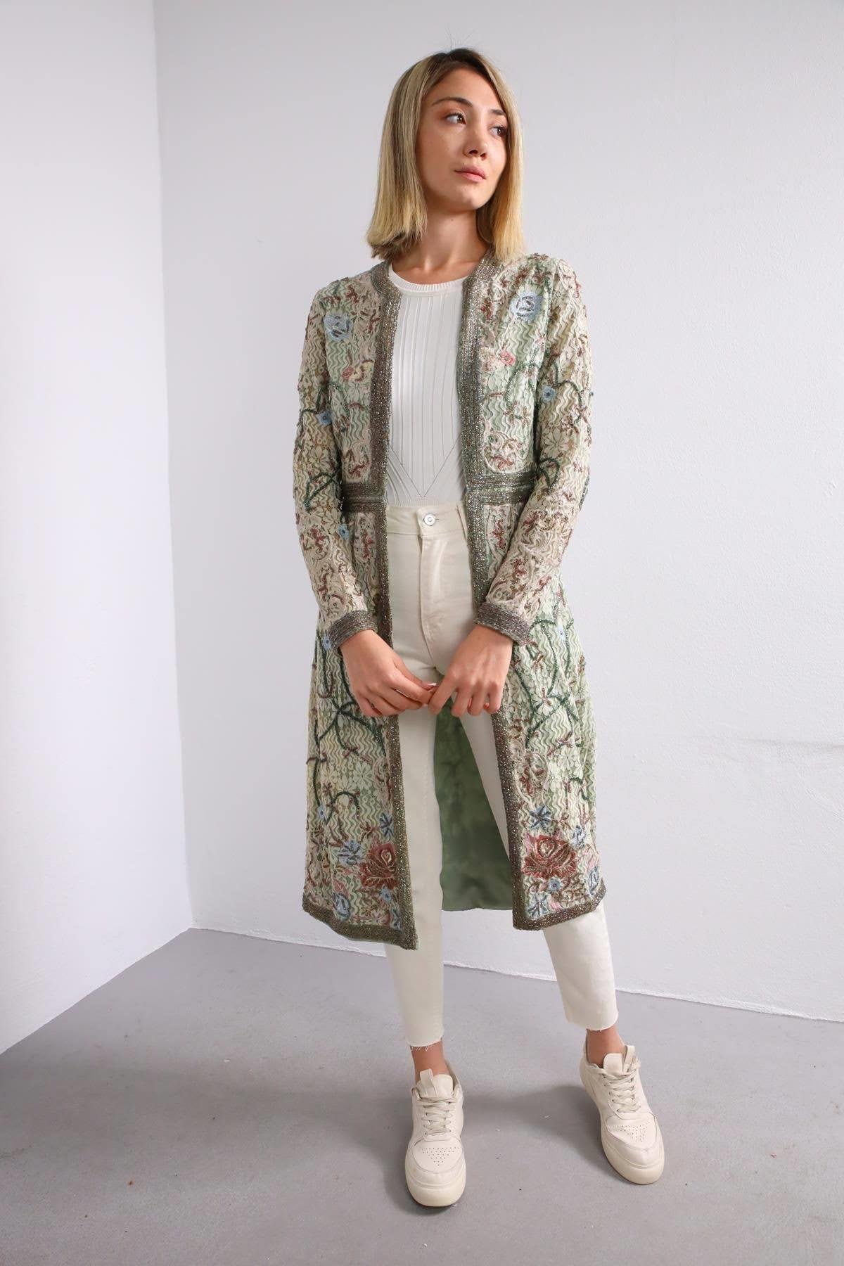  Mint Yeşili Boncuk İşlemeli Dantelli Bohem Kaftan