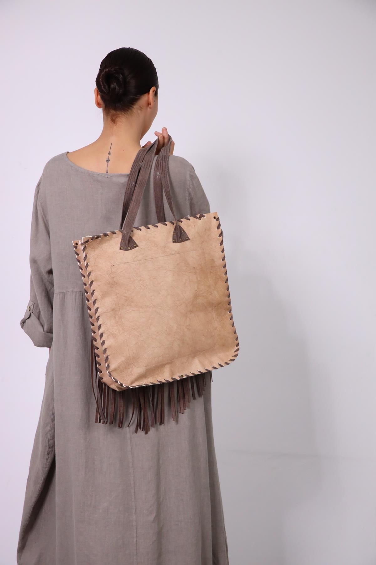 Bej Rengi Püsküllü Deri Çanta - Şaman Butik Bej Rengi Püsküllü Deri Çanta