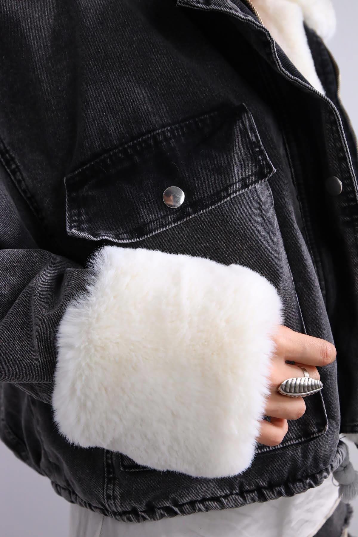 Black Shoulder Epaulet Plush Big Pocket Denim Jacket - Saman Butik | Shop Online Black Shoulder Epaulet Plush Big Pocket Denim Jacket