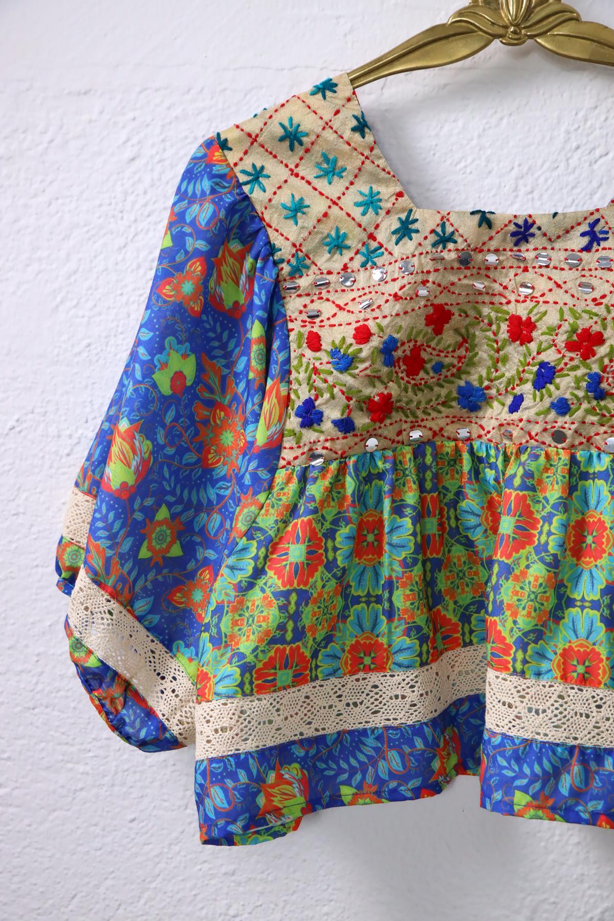 Mavi Kare Yaka Güpürlü Otantik Bluz - Şaman Butik Mavi Kare Yaka Güpürlü Otantik Bluz