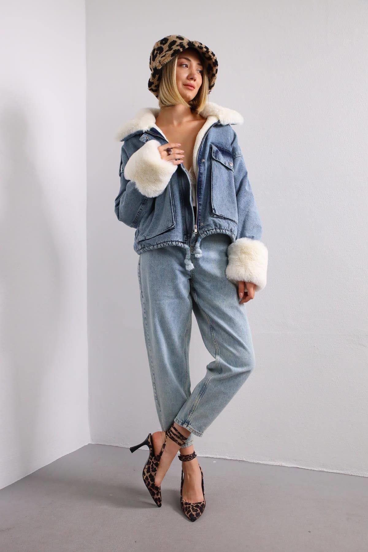 Blue Shoulder Epaulet Plush Big Pocket Denim Jacket - Saman Butik | Shop Online Blue Shoulder Epaulet Plush Big Pocket Denim Jacket