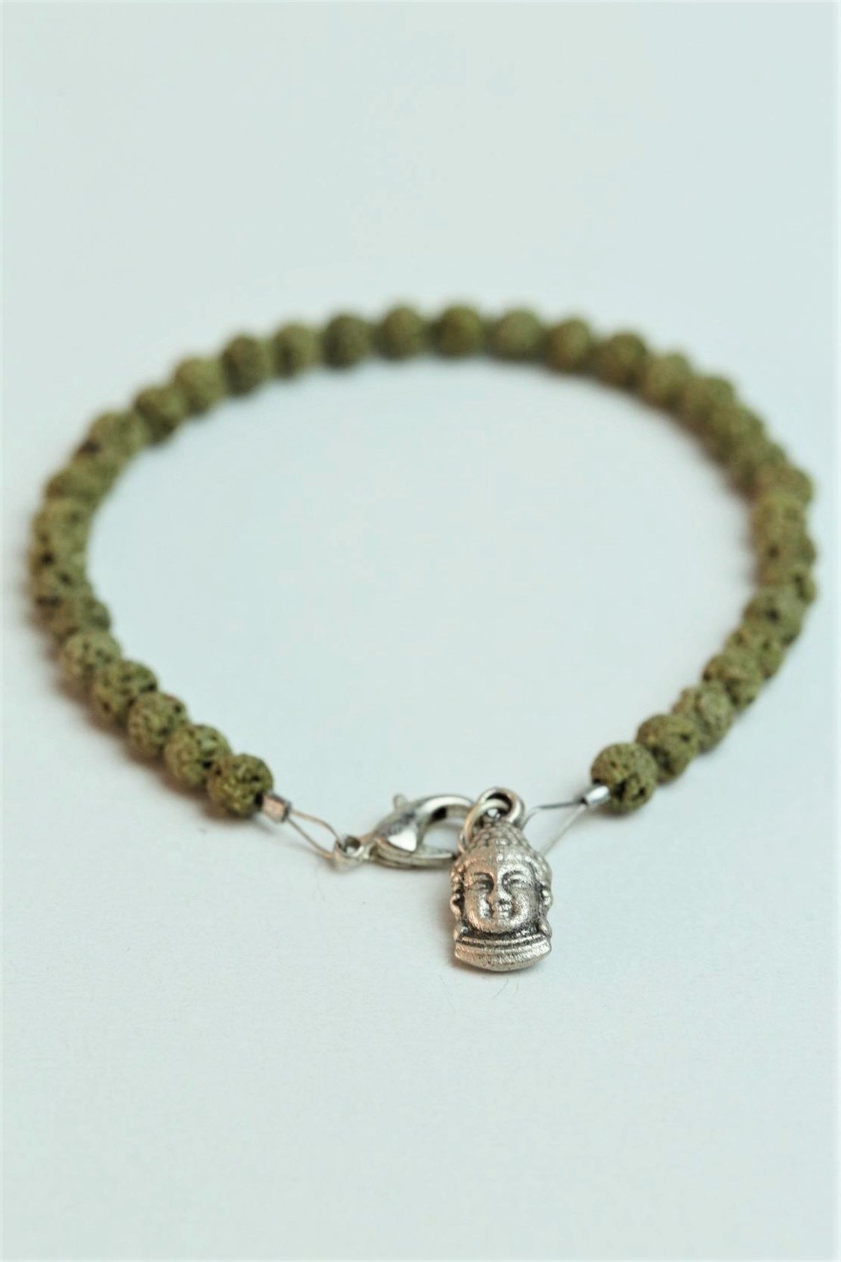 Yeşil Volkanik Taşlı Buddha Detaylı Tasarım Bileklik - Şaman Butik Yeşil Volkanik Taşlı Buddha Detaylı Tasarım Bileklik