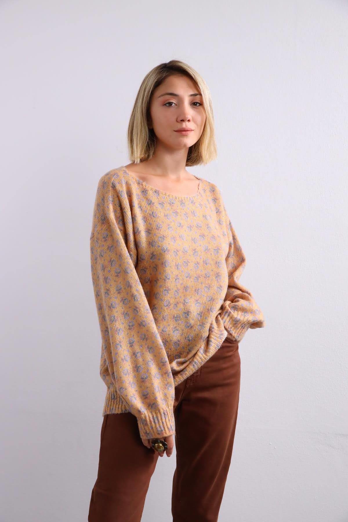 Hardal Rengi Çiçek Desenli Triko Kazak - Şaman Butik Hardal Rengi Çiçek Desenli Triko Kazak