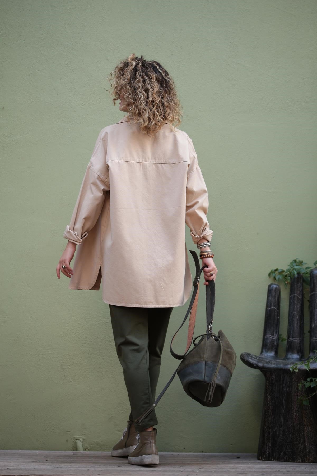 Bej Oversize Eteği Yuvarlak Kesim Ceket - Şaman Butik Bej Oversize Eteği Yuvarlak Kesim Ceket