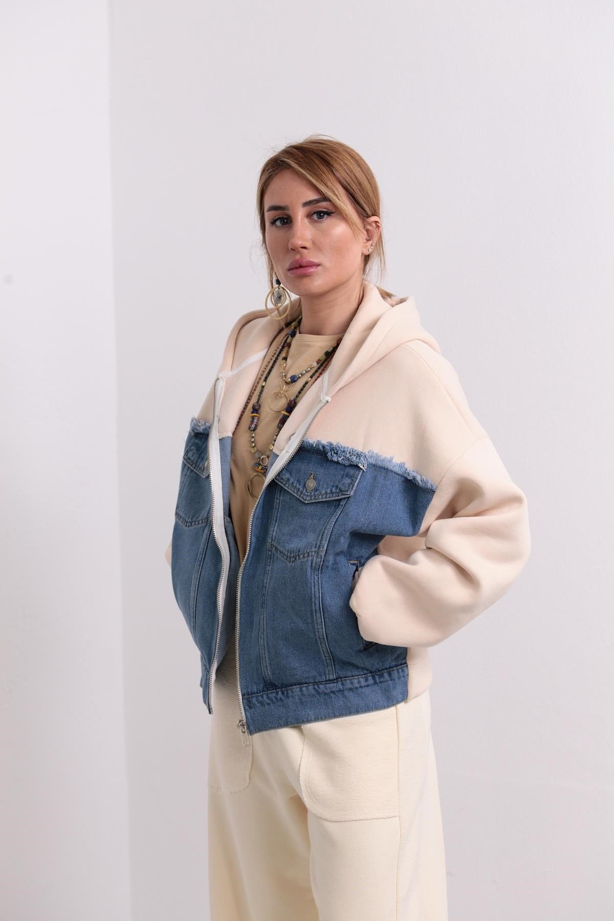Krem Kot Detaylı Kapüşonlu Ceket - Şaman Butik Krem Kot Detaylı Kapüşonlu Ceket