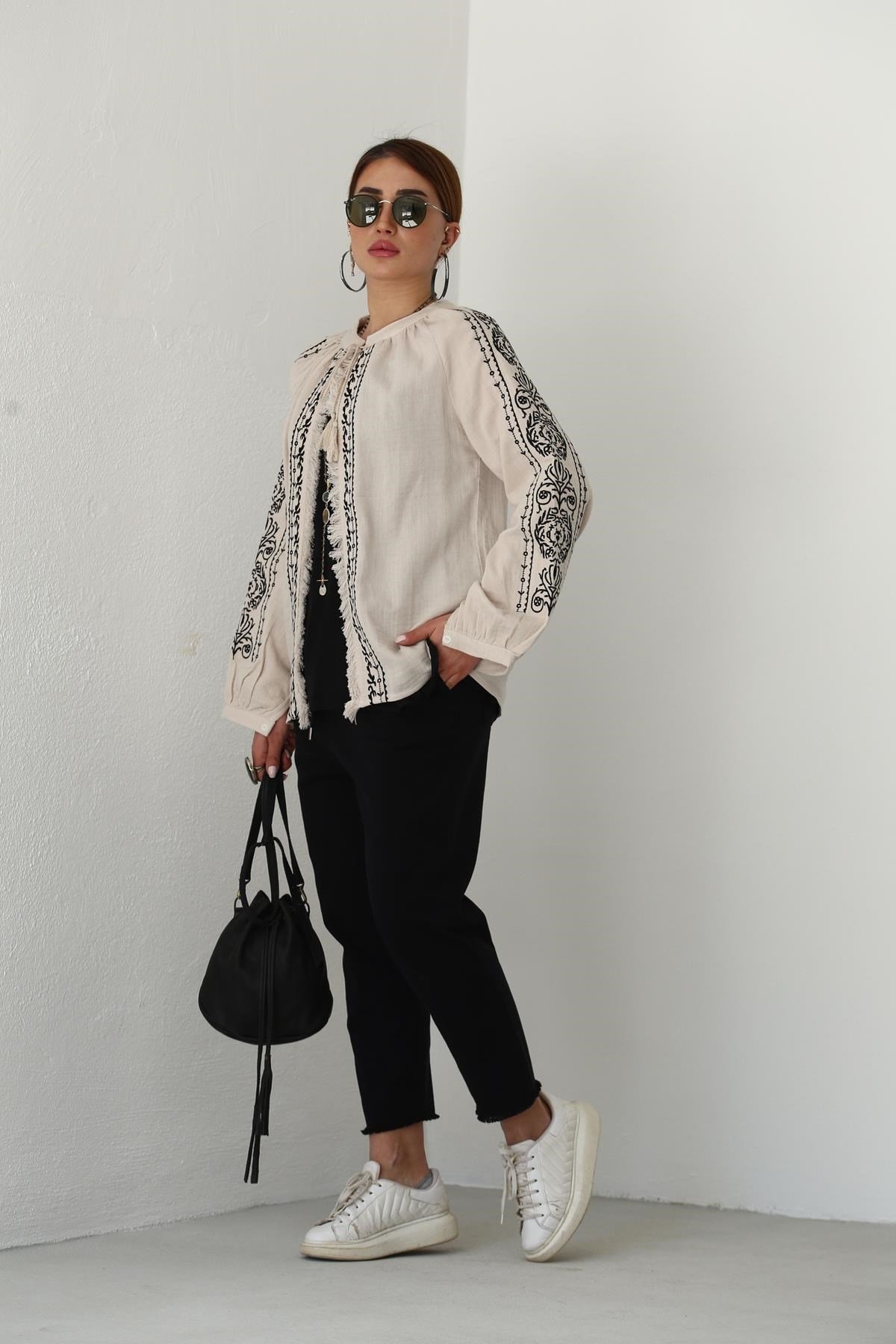 Mink Tassel Detail Embroidered Jacket - Saman Butik | Shop Online Mink Tassel Detail Embroidered Jacket