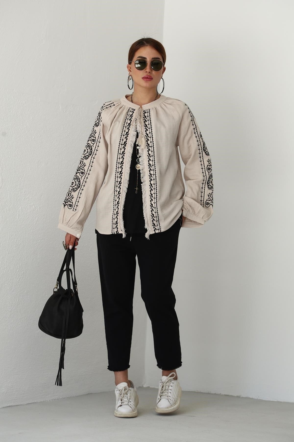 Mink Tassel Detail Embroidered Jacket - Saman Butik | Shop Online Mink Tassel Detail Embroidered Jacket